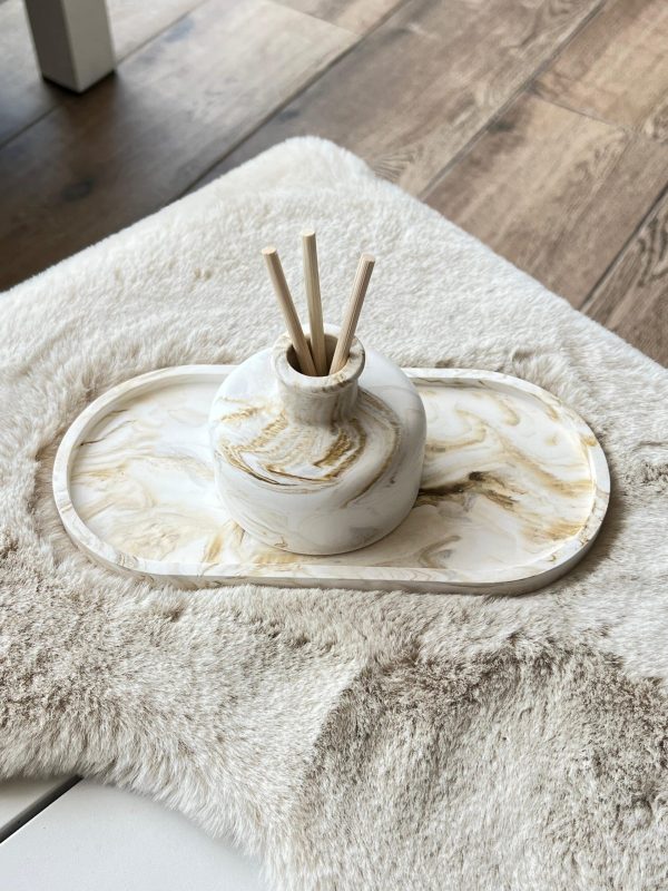 e27b9eed-b64d-4abe-b677-d1c3cfc56971