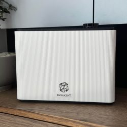 מפיץ ריח חשמלי Rich 600